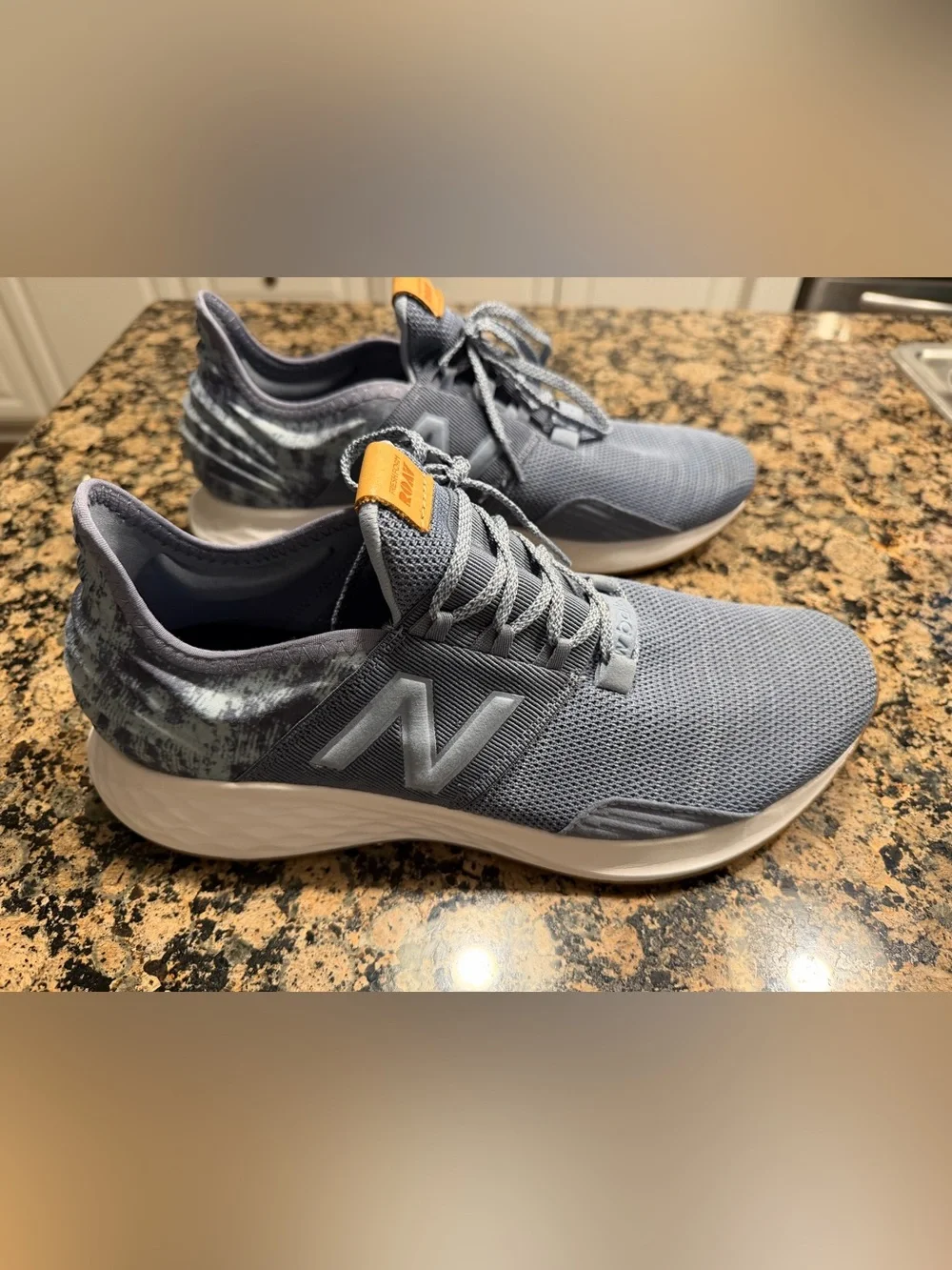 New Balance Men's Blue Gray Knit Athletic Sneakers